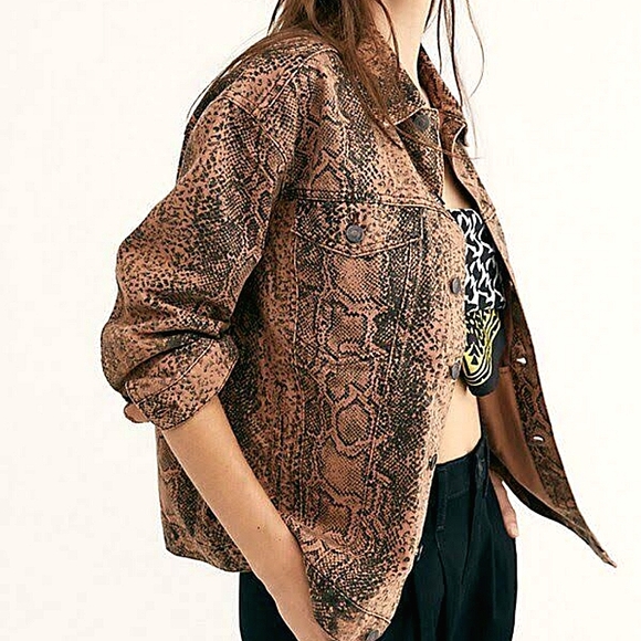 NEW🐍 Free People Snake Print Black and Brown Button Up Denim Jacket, Sma - Picture 4 of 14